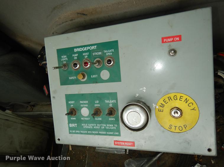 image for item DB8315 2009 International 7400 refuse truck