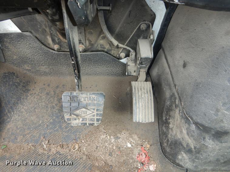 image for item DB8315 2009 International 7400 refuse truck