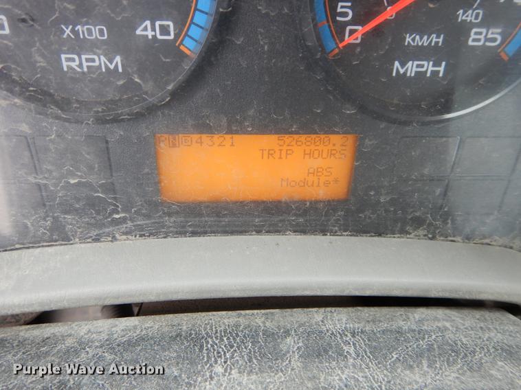 image for item DB8315 2009 International 7400 refuse truck