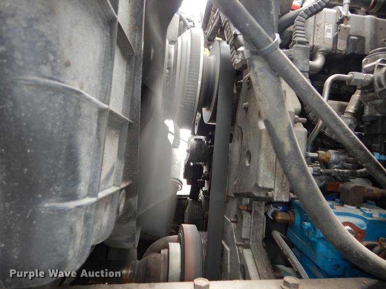 image for item DB8315 2009 International 7400 refuse truck