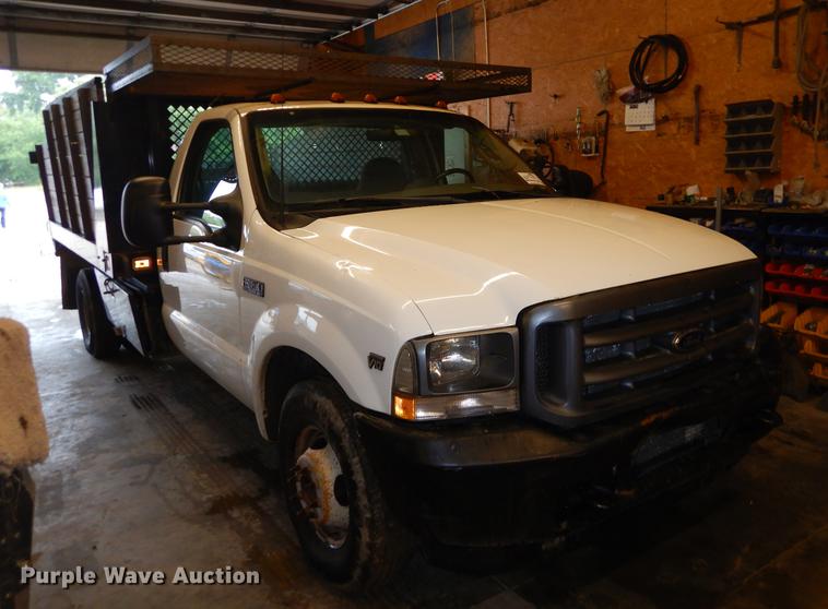 image for item DB8316 2003 Ford F350 Super Duty XL flat dump bed pickup truck