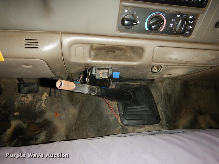 image for item DB8316 2003 Ford F350 Super Duty XL flat dump bed pickup truck