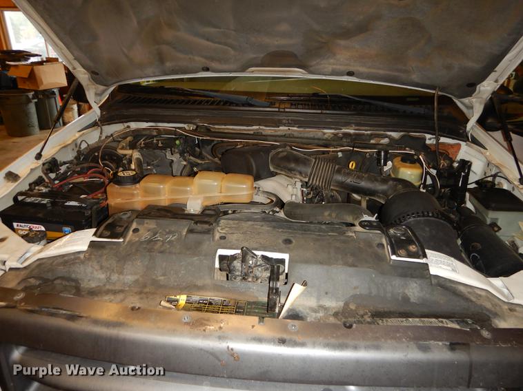 image for item DB8316 2003 Ford F350 Super Duty XL flat dump bed pickup truck