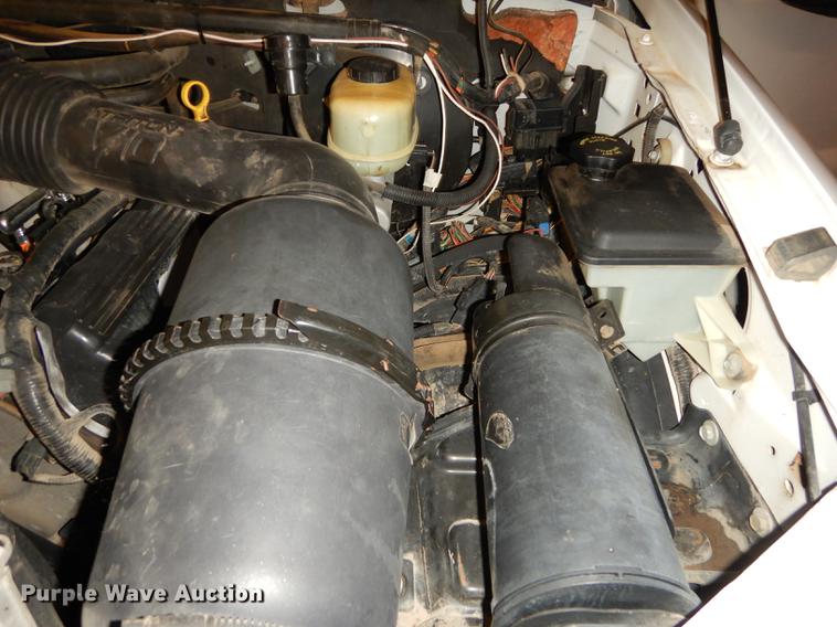 image for item DB8316 2003 Ford F350 Super Duty XL flat dump bed pickup truck