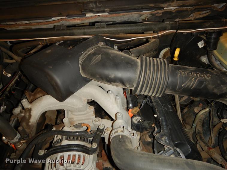 image for item DB8316 2003 Ford F350 Super Duty XL flat dump bed pickup truck