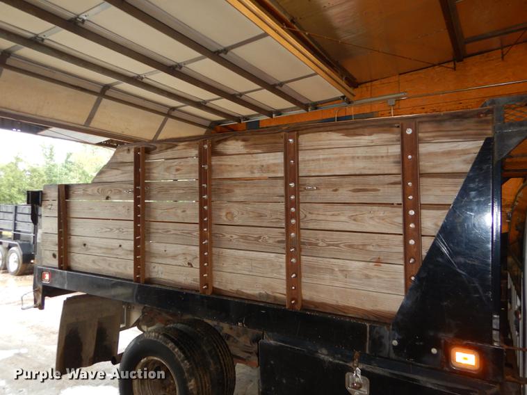 image for item DB8316 2003 Ford F350 Super Duty XL flat dump bed pickup truck