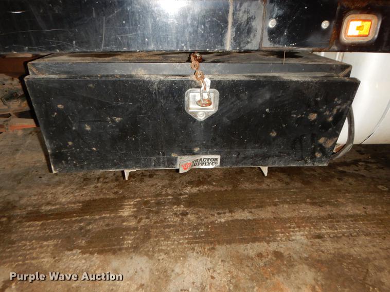 image for item DB8316 2003 Ford F350 Super Duty XL flat dump bed pickup truck