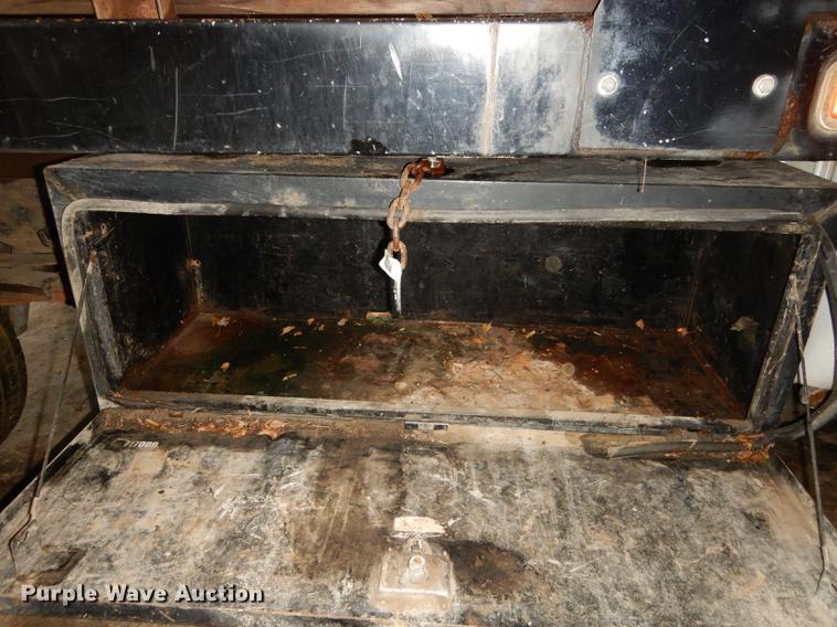 image for item DB8316 2003 Ford F350 Super Duty XL flat dump bed pickup truck