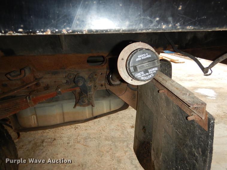 image for item DB8316 2003 Ford F350 Super Duty XL flat dump bed pickup truck