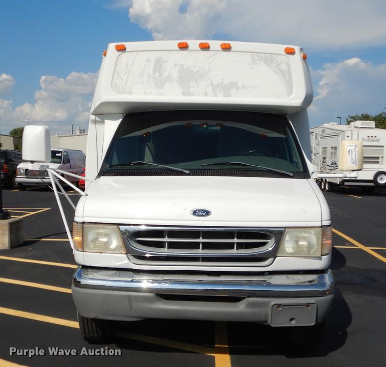 image for item DB8324 1998 Ford Econoline E450 Super Duty limousine bus