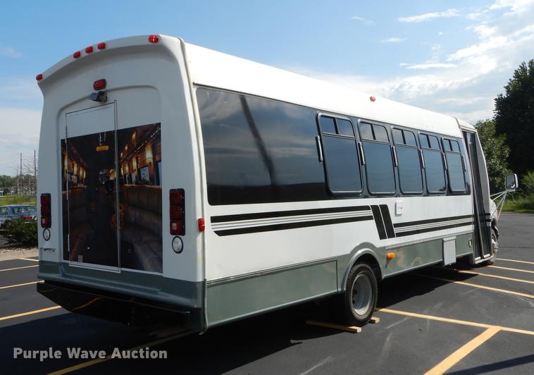 image for item DB8324 1998 Ford Econoline E450 Super Duty limousine bus