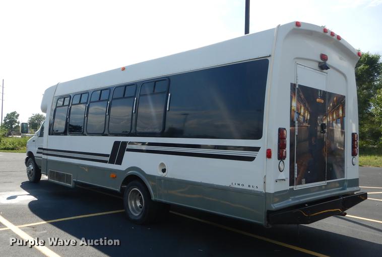 image for item DB8324 1998 Ford Econoline E450 Super Duty limousine bus