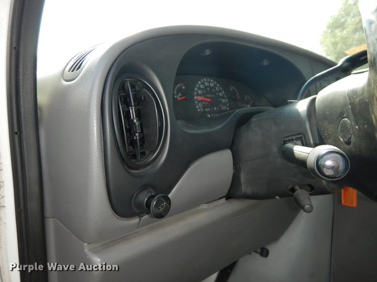 image for item DB8324 1998 Ford Econoline E450 Super Duty limousine bus