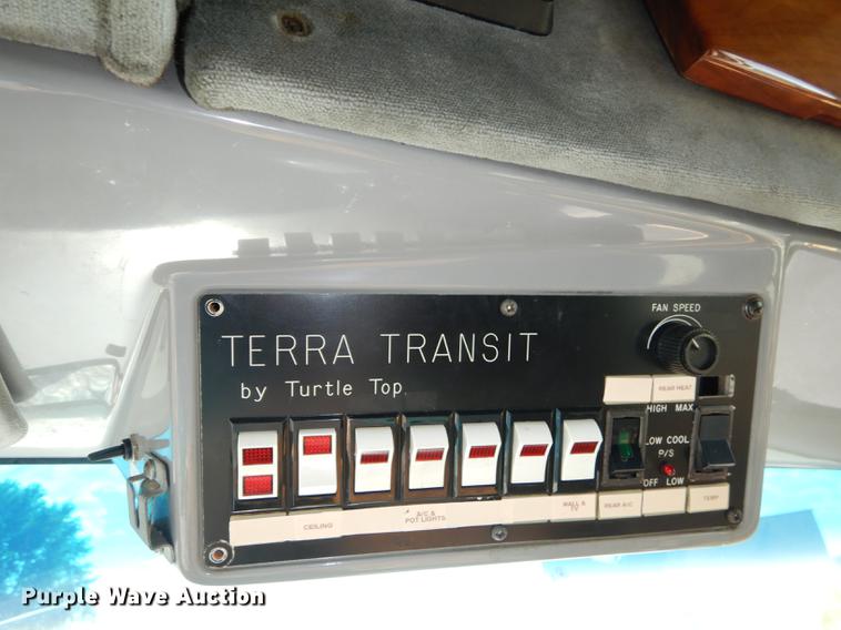 image for item DB8324 1998 Ford Econoline E450 Super Duty limousine bus