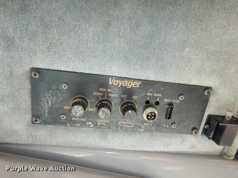 image for item DB8324 1998 Ford Econoline E450 Super Duty limousine bus