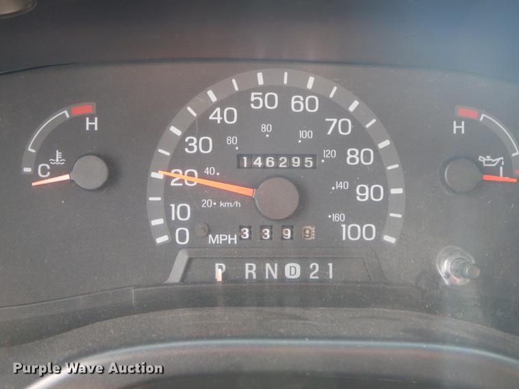 image for item DB8324 1998 Ford Econoline E450 Super Duty limousine bus