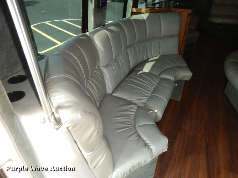 image for item DB8324 1998 Ford Econoline E450 Super Duty limousine bus