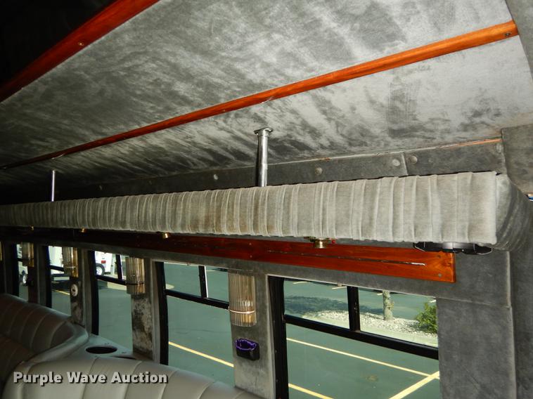 image for item DB8324 1998 Ford Econoline E450 Super Duty limousine bus