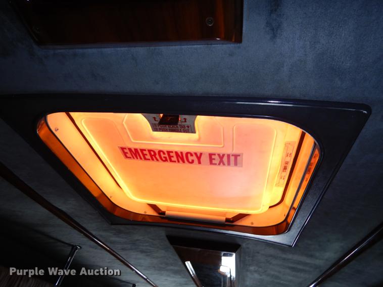 image for item DB8324 1998 Ford Econoline E450 Super Duty limousine bus