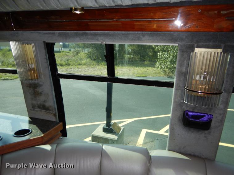 image for item DB8324 1998 Ford Econoline E450 Super Duty limousine bus