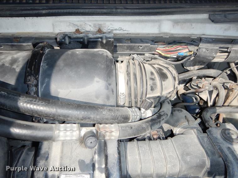 image for item DB8324 1998 Ford Econoline E450 Super Duty limousine bus