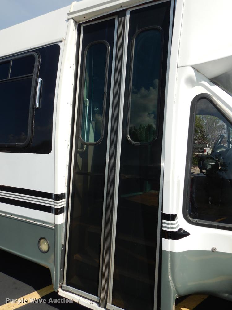 image for item DB8324 1998 Ford Econoline E450 Super Duty limousine bus