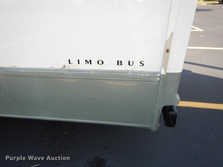 image for item DB8324 1998 Ford Econoline E450 Super Duty limousine bus