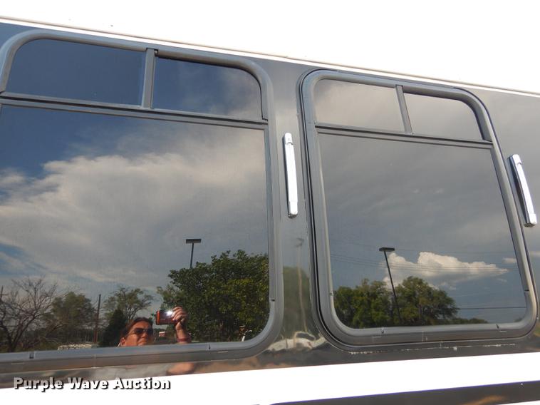 image for item DB8324 1998 Ford Econoline E450 Super Duty limousine bus