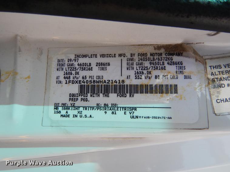 image for item DB8324 1998 Ford Econoline E450 Super Duty limousine bus