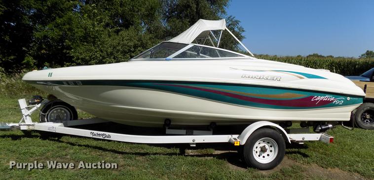 image for item DB8662 1996 Rinker Captiva 192 boat