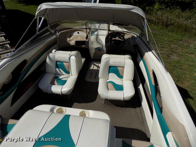 image for item DB8662 1996 Rinker Captiva 192 boat