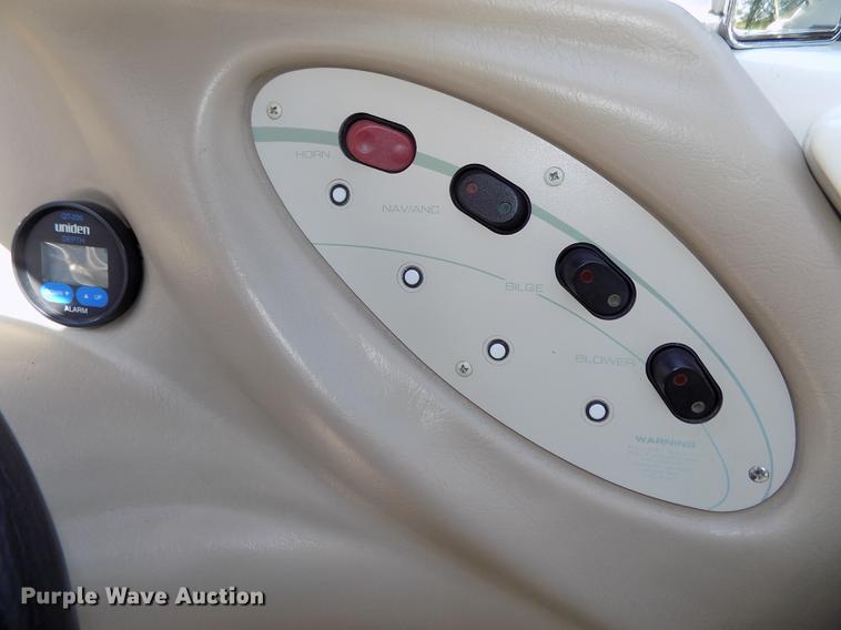 image for item DB8662 1996 Rinker Captiva 192 boat