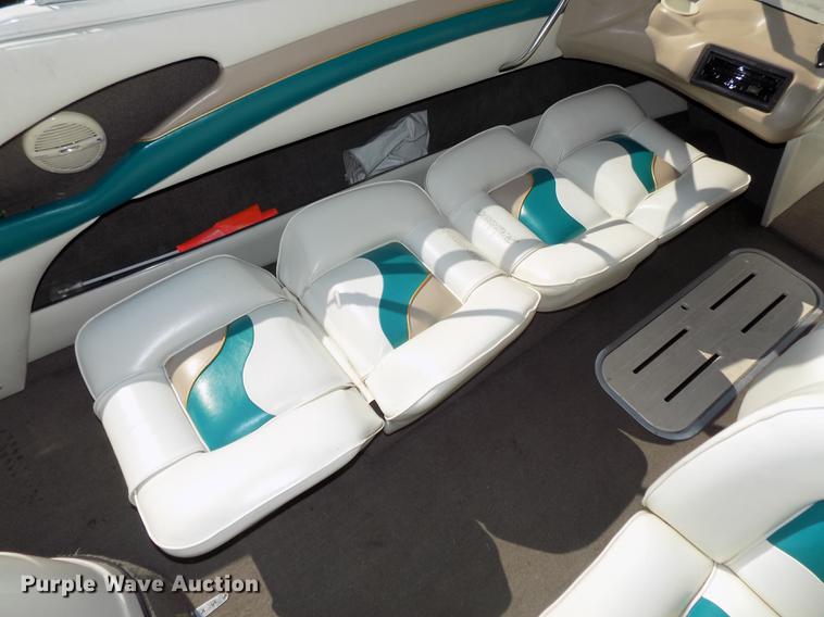 image for item DB8662 1996 Rinker Captiva 192 boat