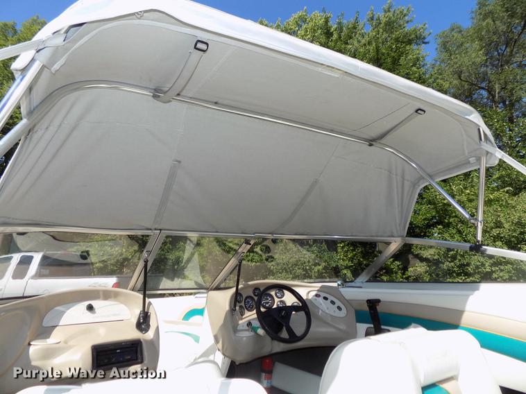 image for item DB8662 1996 Rinker Captiva 192 boat