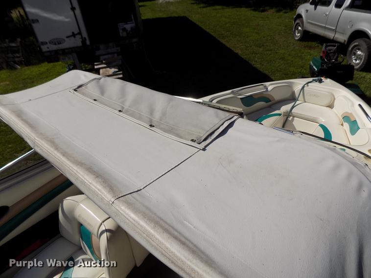 image for item DB8662 1996 Rinker Captiva 192 boat