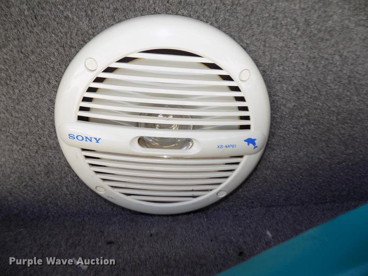 image for item DB8662 1996 Rinker Captiva 192 boat