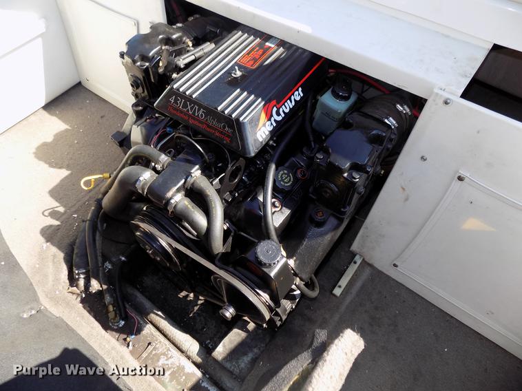 image for item DB8662 1996 Rinker Captiva 192 boat