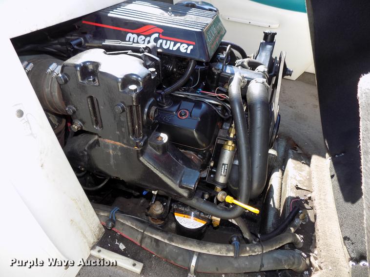 image for item DB8662 1996 Rinker Captiva 192 boat