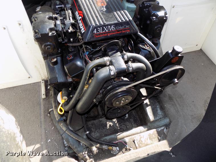 image for item DB8662 1996 Rinker Captiva 192 boat