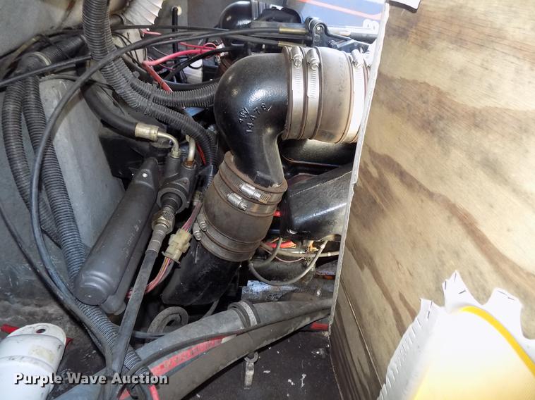 image for item DB8662 1996 Rinker Captiva 192 boat