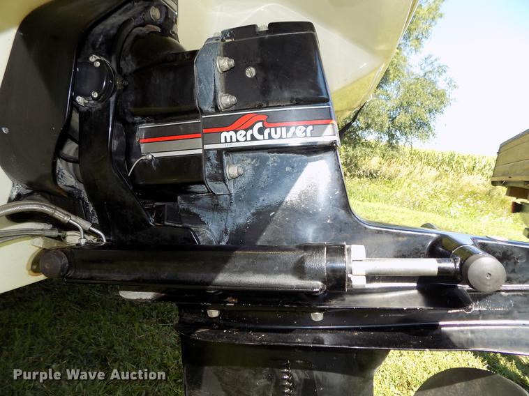 image for item DB8662 1996 Rinker Captiva 192 boat