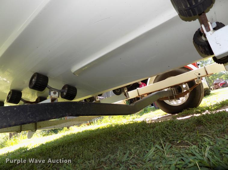 image for item DB8662 1996 Rinker Captiva 192 boat