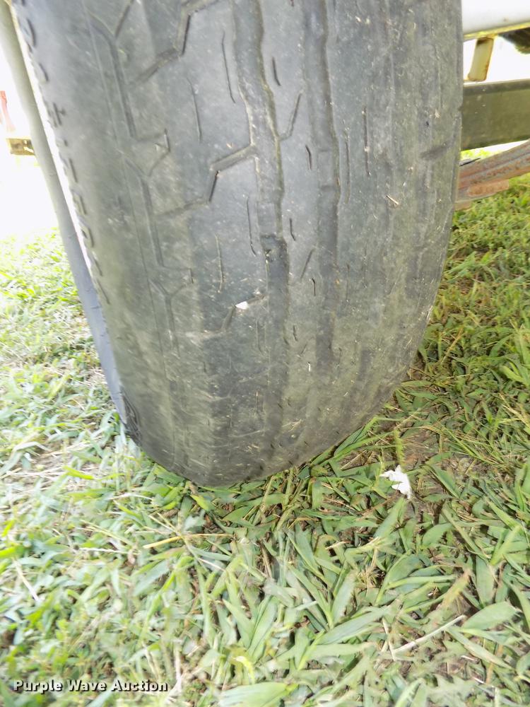 image for item DB8662 1996 Rinker Captiva 192 boat