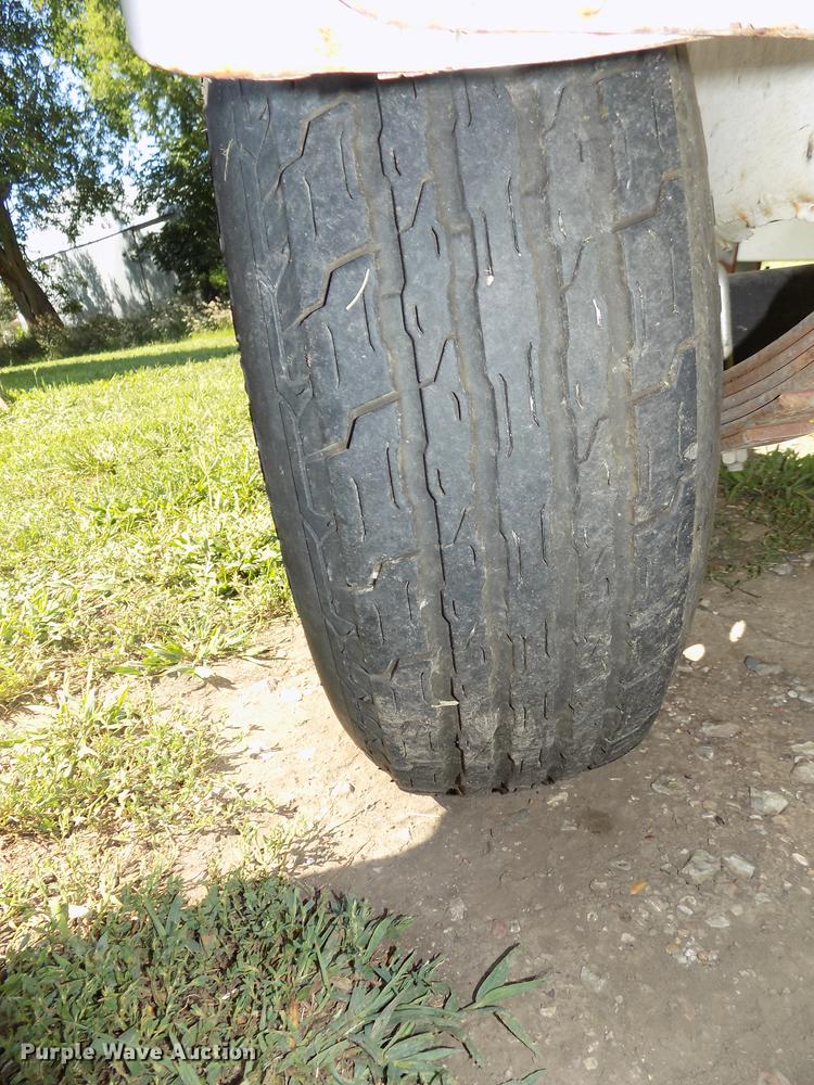 image for item DB8662 1996 Rinker Captiva 192 boat