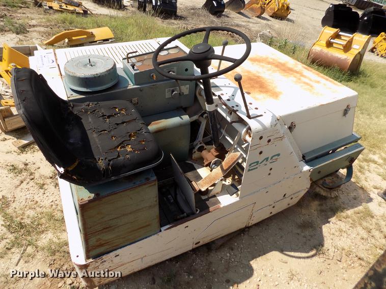 image for item DB9148 Tennant 240 sweeper