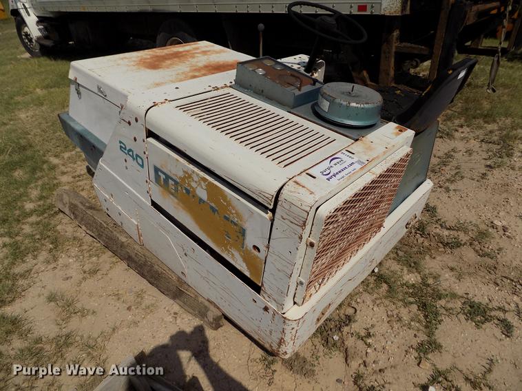 image for item DB9148 Tennant 240 sweeper