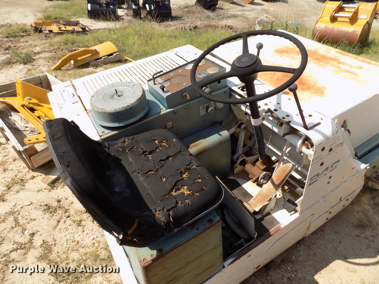 image for item DB9148 Tennant 240 sweeper