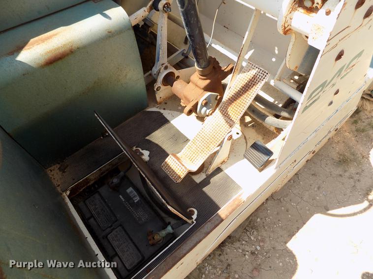 image for item DB9148 Tennant 240 sweeper