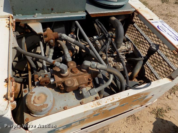 image for item DB9148 Tennant 240 sweeper