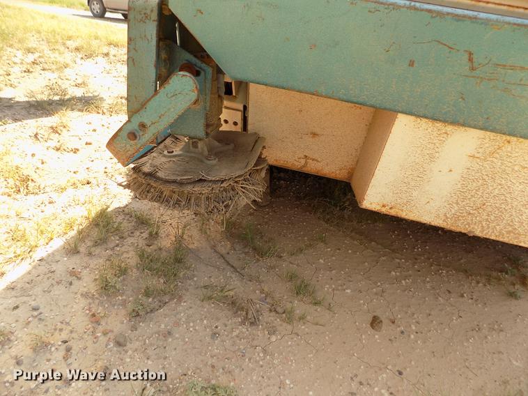 image for item DB9148 Tennant 240 sweeper